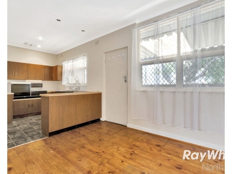 7 Dew Court, Vista SA 5091