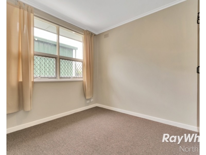 7 Dew Court, Vista SA 5091