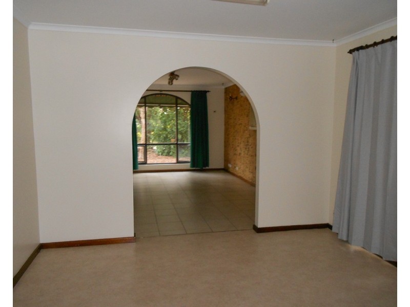 4 Agius Court, Parafield Gardens SA 5107