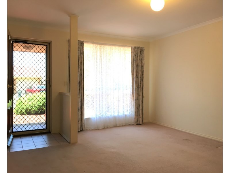 8 Dempster Court, Greenwith SA 5125