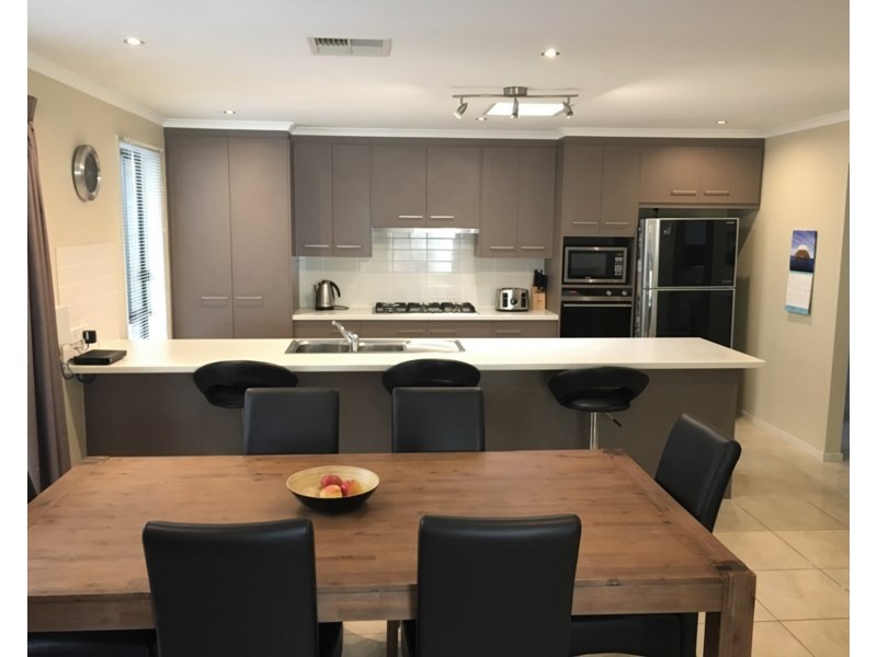 8 Arthur Street, Ridgehaven SA 5097