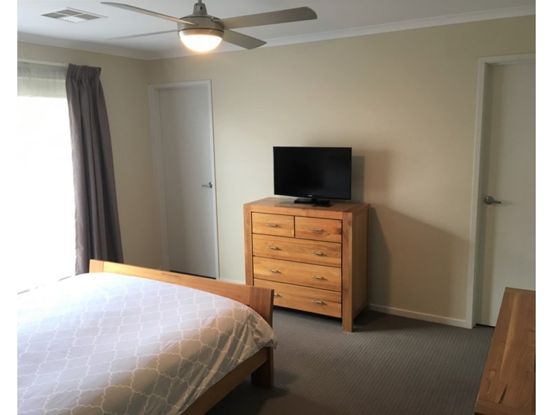 8 Arthur Street, Ridgehaven SA 5097