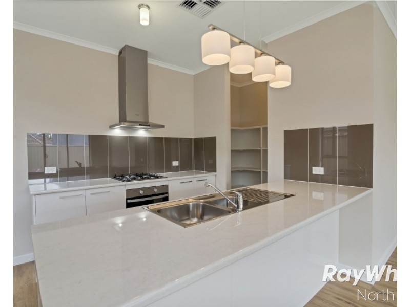 8A Kym Avenue, Valley View SA 5093