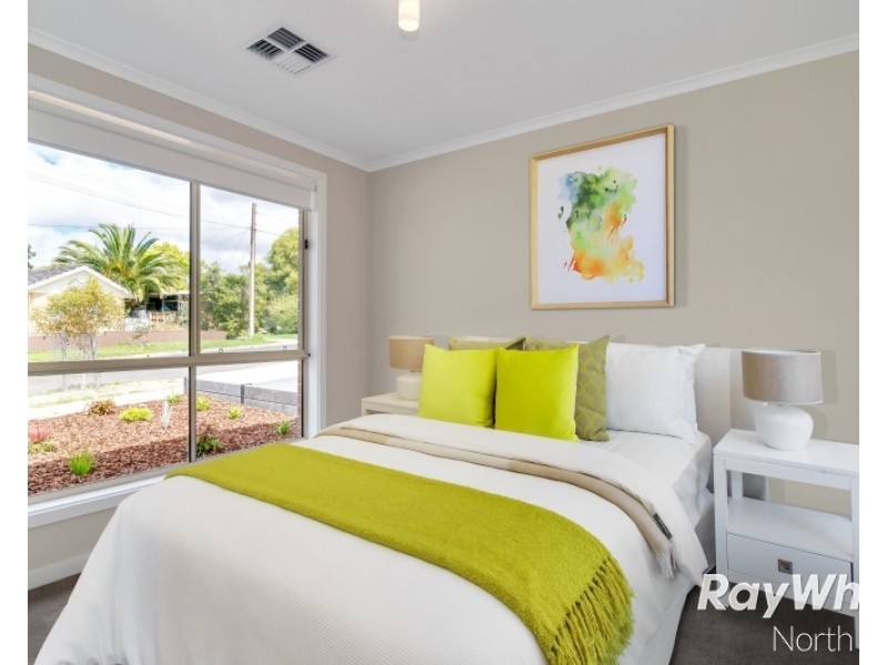 8B Kym Avenue, Valley View SA 5093