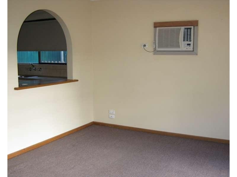 2/9 Clayson Road, Salisbury East SA 5109