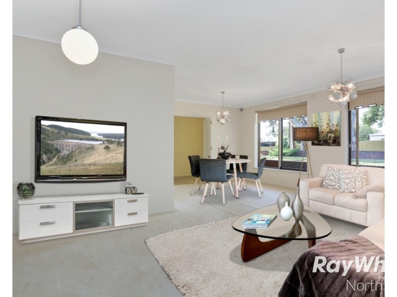 8 Janlyn Road, Vista SA 5091