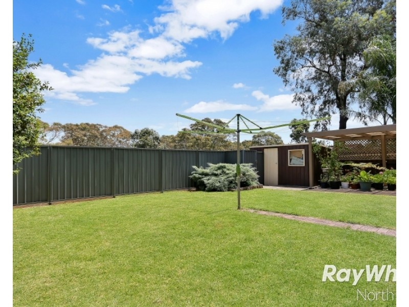 8 Janlyn Road, Vista SA 5091