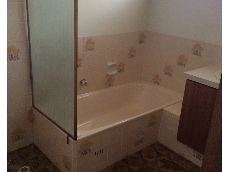 8 Waitara Road, Banksia Park SA 5091