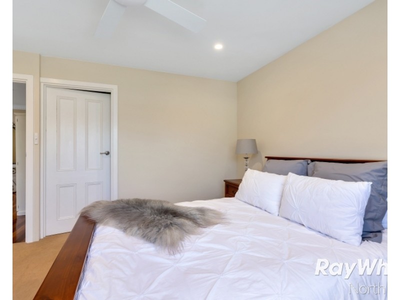 4 Hoylake Crescent, Fairview Park SA 5126