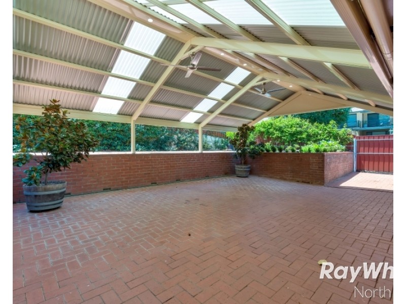4 Hoylake Crescent, Fairview Park SA 5126