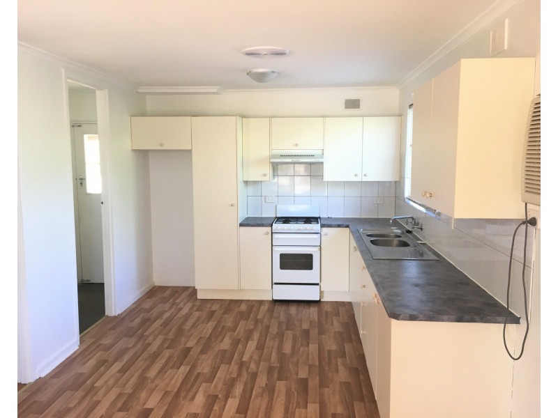 9 Coorong Crescent, Para Hills West SA 5096