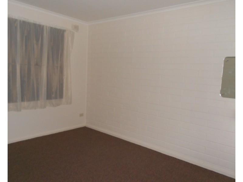 1./23 Carey Street, Salisbury SA 5108