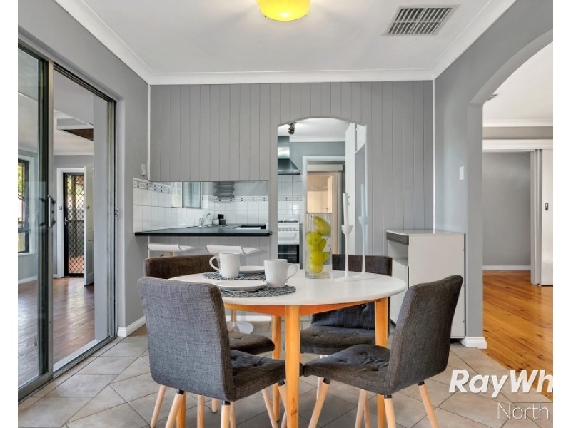 12 Penelope Avenue, Valley View SA 5093