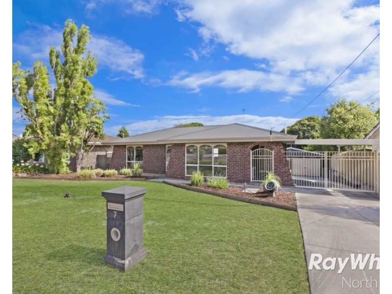 7 Pringle Avenue, Surrey Downs SA 5126