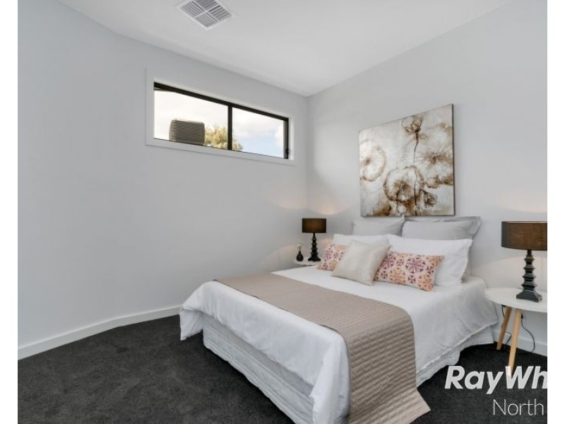 11 Cheryl Avenue, Valley View SA 5093