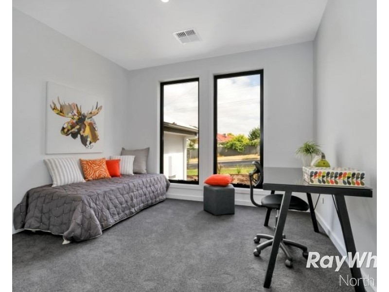 11 Cheryl Avenue, Valley View SA 5093