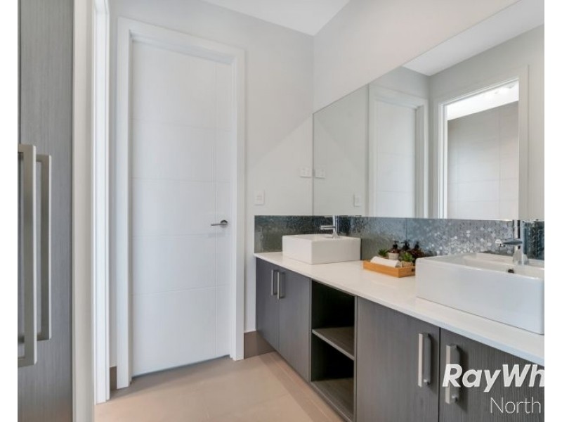 11 Cheryl Avenue, Valley View SA 5093