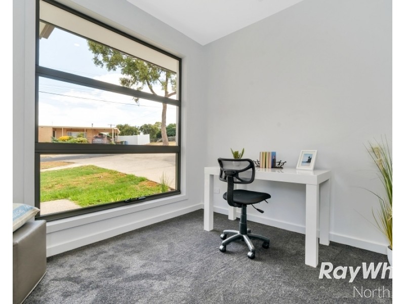 13 Cheryl Avenue, Valley View SA 5093
