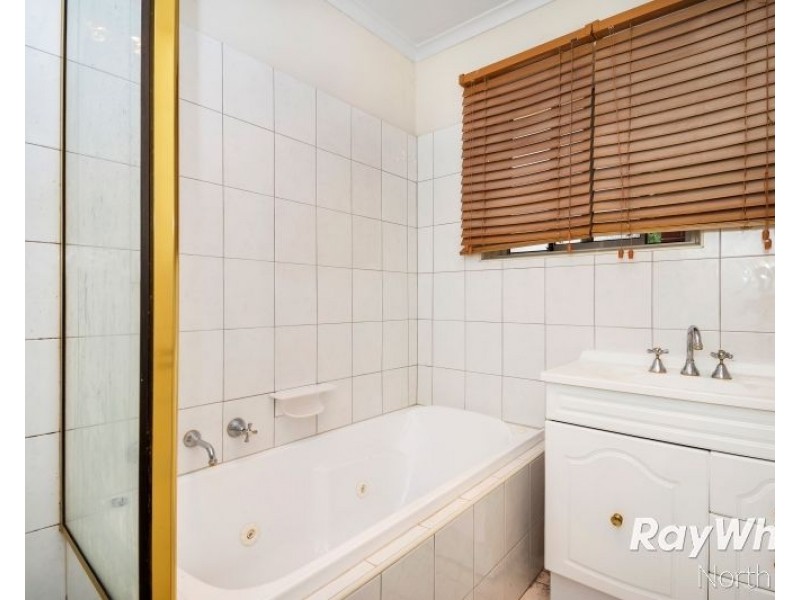 12 Mannum Street, Vista SA 5091