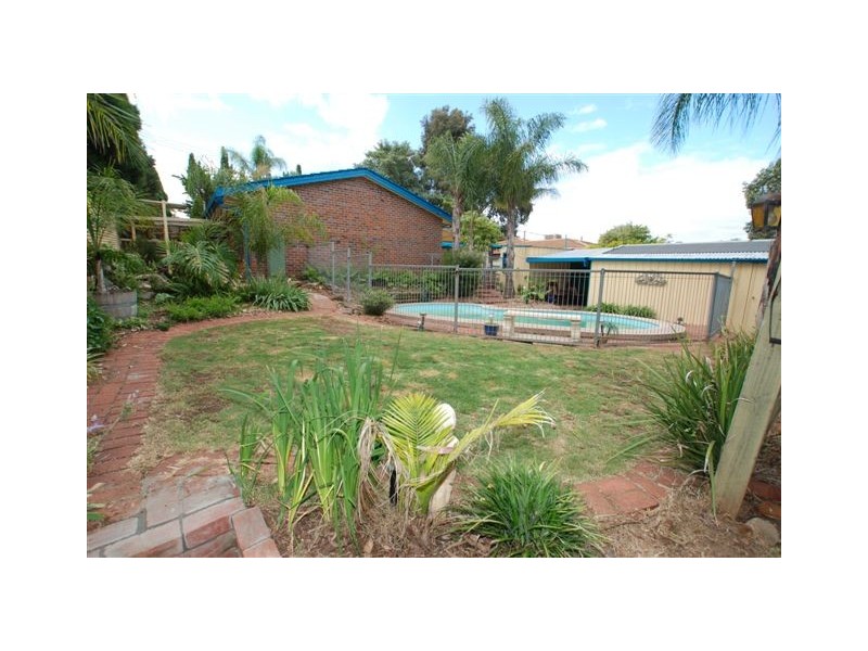 373 Grenfell Road, Redwood Park SA 5097