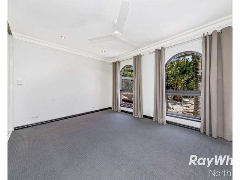 30 Pelsaert Avenue, Fairview Park SA 5126