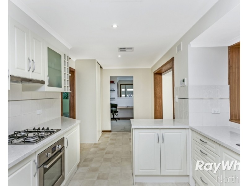 25 Cuthbert Avenue, Gulfview Heights SA 5096