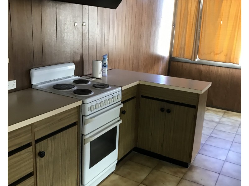 1 Lyall Avenue, Hampstead Gardens SA 5086