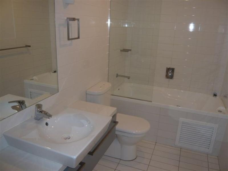 1003/102 North Terrace, Adelaide SA 5000