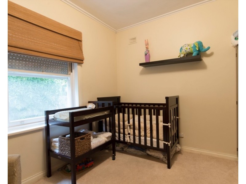 10 Guildford Street, Clearview SA 5085