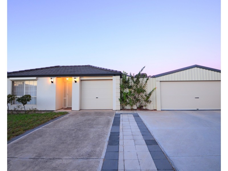 14 Lancelot Grove, Burton SA 5110