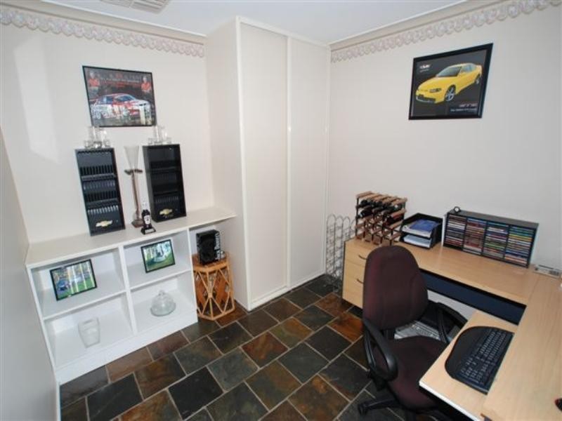 26 Burford Crescent, Redwood Park SA 5097