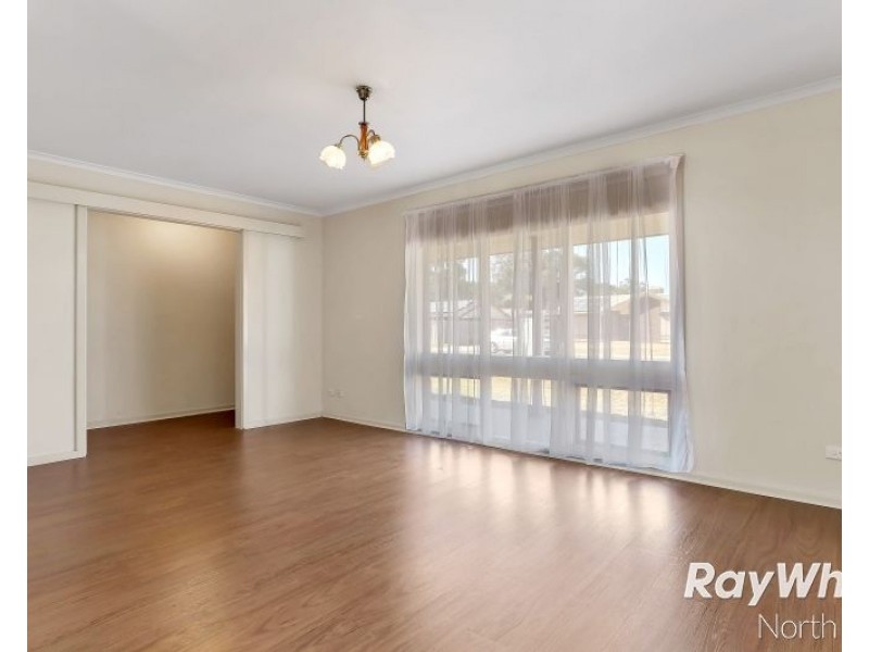 9 Monarch Avenue, Parafield Gardens SA 5107