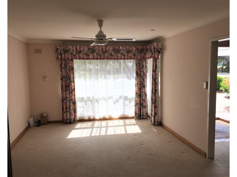 12 Greenway Drive, Surrey Downs SA 5126