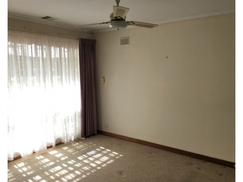 12 Greenway Drive, Surrey Downs SA 5126