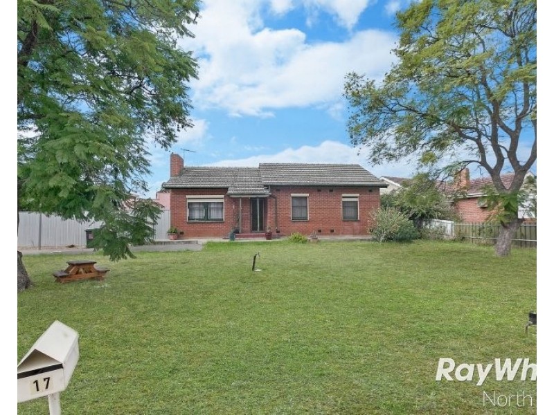 17 Longleat Road, Elizabeth Vale SA 5112