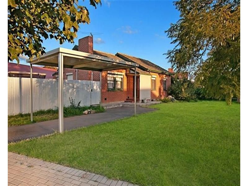 17 Longleat Road, Elizabeth Vale SA 5112