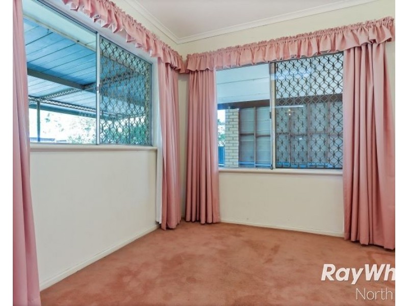 3 College Avenue, Valley View SA 5093