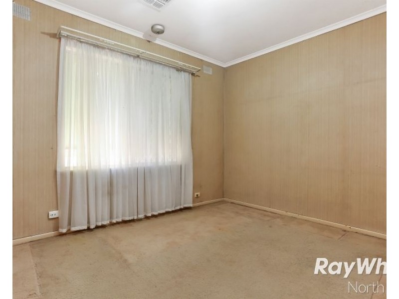 3 College Avenue, Valley View SA 5093