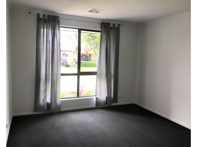 22 Graham Avenue, Holden Hill SA 5088