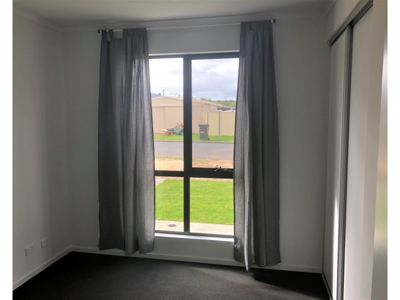 22 Graham Avenue, Holden Hill SA 5088