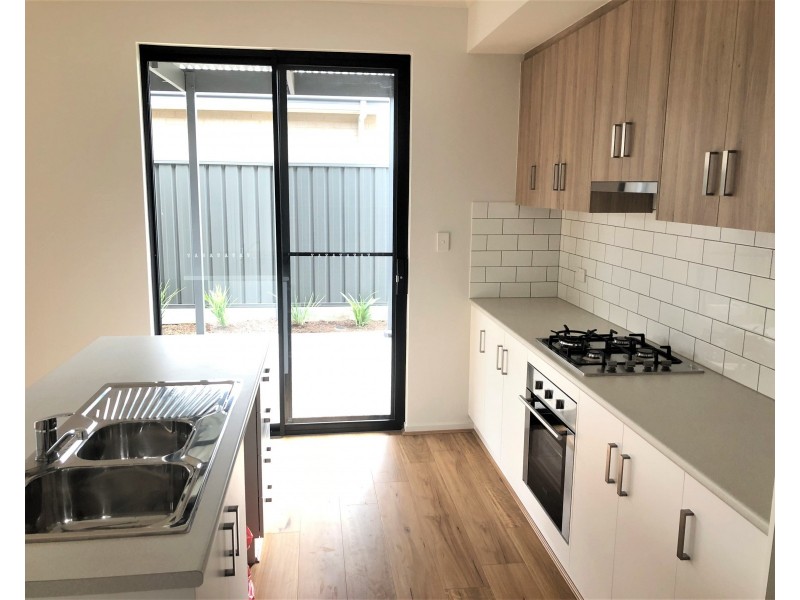 33 The Parade, Holden Hill SA 5088