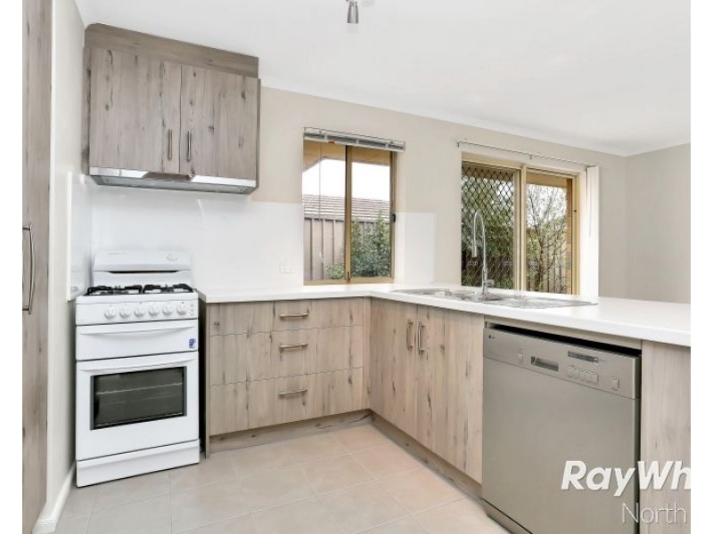 6 Debenham Court, Greenwith SA 5125