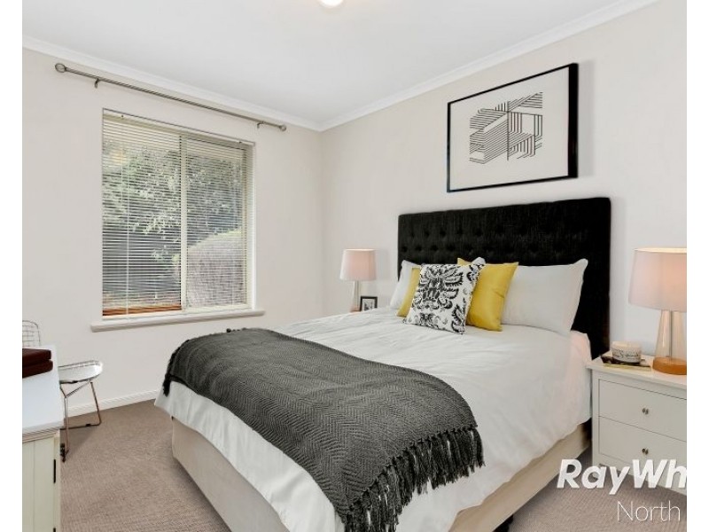 6 Debenham Court, Greenwith SA 5125