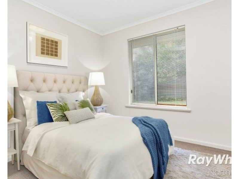 6 Debenham Court, Greenwith SA 5125