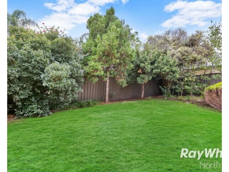 6 Debenham Court, Greenwith SA 5125