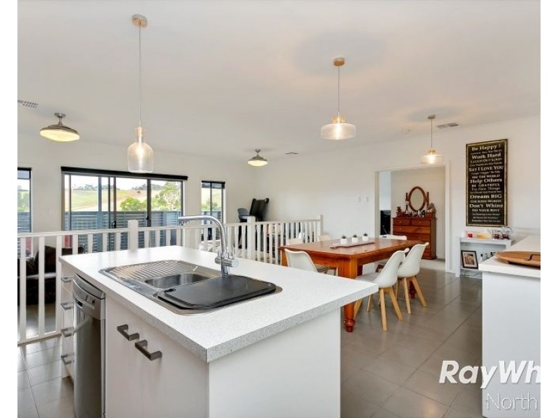 60 Settlers Hill Drive, Golden Grove SA 5125