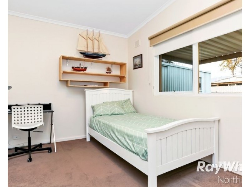25 Lancaster Avenue, Valley View SA 5093