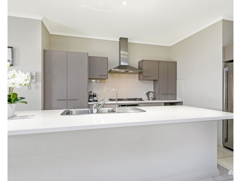 35 Hindmarsh Circuit, Mawson Lakes SA 5095