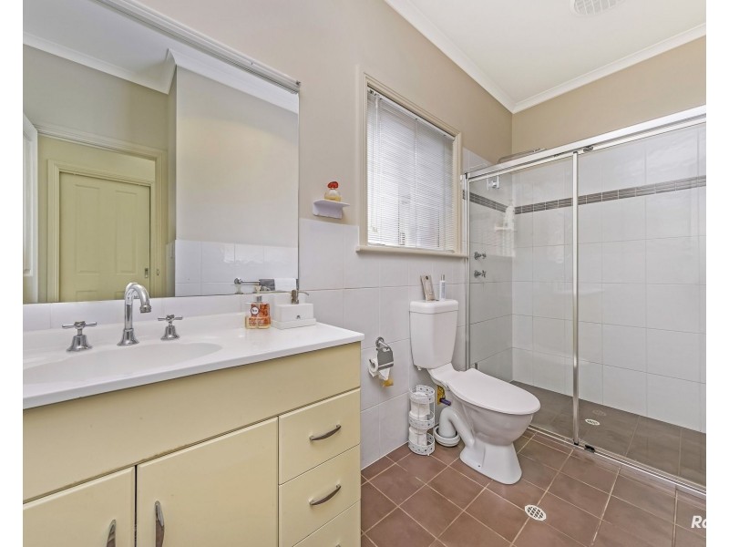 35 Hindmarsh Circuit, Mawson Lakes SA 5095