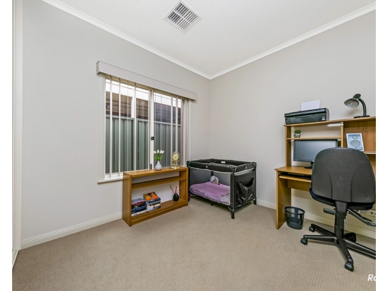 35 Hindmarsh Circuit, Mawson Lakes SA 5095